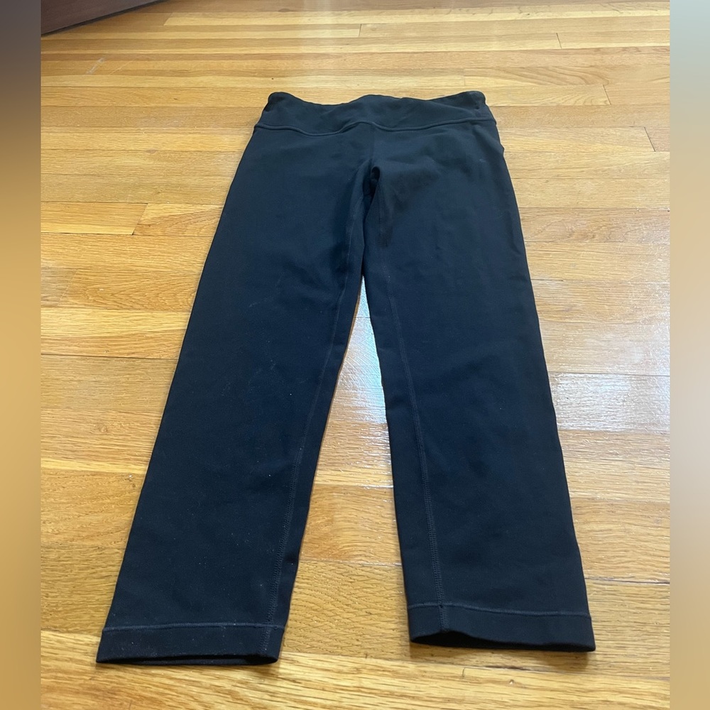 Athleta Girl black Capri leggings